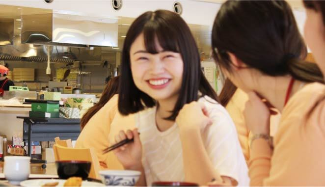 藤木もえ 昼食